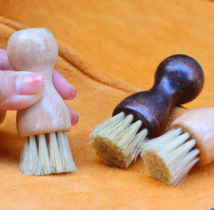 Brosses de cirage de chaussures applicateur de vernis à chaussures forme de gourde manche en bois brosse de nettoyage de chaussures pour femmes hommes <span class=keywords><strong>bottes</strong></span> - Product Image 2