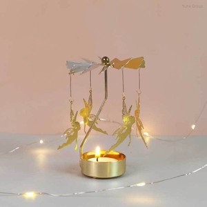 En gros Chandelier en métal doré romantique rotatif, Cadeau pour la décoration de la maison, des événements et des fêtes, Chauffe-bougie - Product Image 1