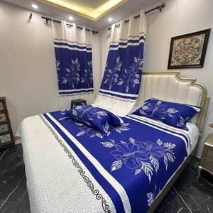Set Copriletto Trapuntato <span class=keywords><strong>a</strong></span> Ultrasuoni con Tende Coordinate, 5 Pezzi, Motivo Floreale, Misura King Size - Product Image 4