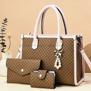 Nouveaux arrivages : sacs à main pour femmes en gros, sacs en cuir PU de marque, sacs en cuir matelassés tendance pour femmes, sacs à main de luxe pour femmes - Product Image 4