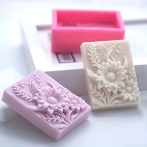 Molde de Silicona Premium para Jabón Hecho a Mano, Diseño Floral Artístico, Encantador, Rectangular Pequeño, con Forma de Margarita - Product Image 5