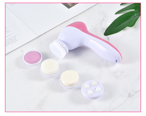 Limpiador Facial Eléctrico Multifuncional 3 en 1, Moderno y Personalizable al por Mayor, Máquina para Lavar la Cara y Limpiar los Poros de la Piel - Product Image 2