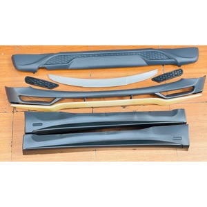 Juego Completo de Alerones Laterales para Auto, Acabado Mate, Material PP, Instalación con Cinta Adhesiva o Tornillos en la Parte Trasera - Product Image 1