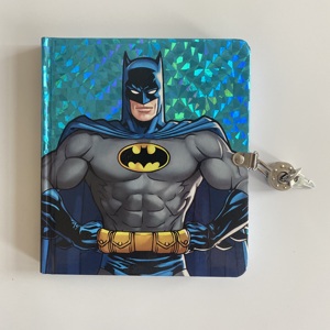 Cuaderno con candado de <span class=keywords><strong>tapa</strong></span> <span class=keywords><strong>dura</strong></span> de papel personalizado al por mayor con bolígrafo de tinta <span class=keywords><strong>invisible</strong></span> Bat Man - Product Image 5
