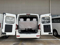 Mini-fourgonnette 14 places, mini-van pour passagers, mini-bus navette urbaine pour le transport aéroportuaire, hôtelier et touristique