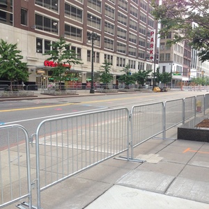 Barrières <span class=keywords><strong>de</strong></span> contrôle <span class=keywords><strong>de</strong></span> foule en gros, clôture temporaire, événements <span class=keywords><strong>de</strong></span> concert, barrières <span class=keywords><strong>de</strong></span> contrôle piétonnier en métal portables - Product Image 6