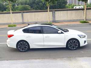 Berline Sportive <span class=keywords><strong>Ford</strong></span> <span class=keywords><strong>Focus</strong></span> 1.5T <span class=keywords><strong>ST</strong></span> Line 2020, Puissance Turbo, Prix Bas, Voiture Familiale Urbaine, Vente en Gros Afrique - Product Image 4
