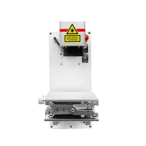 Petite machine de gravure de marquage laser à fibre tout-en-un portable 20W 30W Application flexible pour les marques d'étiquettes métalliques et non métalliques