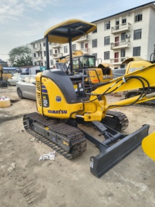Mini-excavatrice Komatsu PC35MR / Excavatrice hydraulique compacte Komatsu PC35 0,11 m³ - Product Image 1