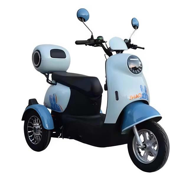 2025 High Quality Three-Wheel Electric Scooter Tricycle for Adults 60V Motorized Cargo Passenger EEC/DOT Certified 3 Electric