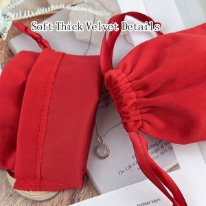 ถุงกำมะหยี่สีแดงหนาแบบมีเชือกผูก กระเป๋าผ้าฟลานเนลเนื้อนุ่มสำหรับใส่นาฬิกา ขวดน้ำหอม เครื่องสำอาง บรรจุภัณฑ์กันฝุ่น โลโก้สั่งทำได้ - Product Image 5
