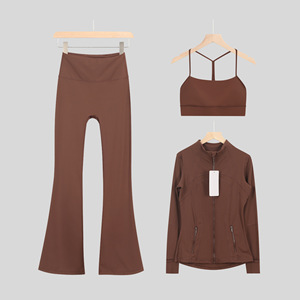 Ensemble de yoga trois pièces <span class=keywords><strong>Lulus</strong></span> Signature respirant et uni avec bretelles en Y, veste flatteuse pour la silhouette et pantalon taille haute rehausseur de hanches - Product Image 4