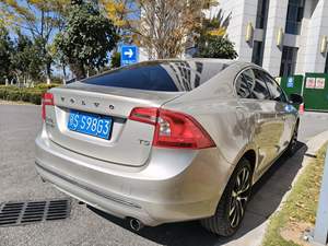 Voiture d'<span class=keywords><strong>occasion</strong></span> 2018 2019 2020 Volv-o <span class=keywords><strong>S60</strong></span> Berline B4 Traction avant <span class=keywords><strong>Essence</strong></span> 250PS L4 184kW/360 - Product Image 6