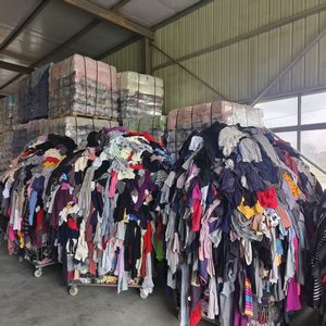Trapos de Limpieza Industriales de Algodón 100% de Colores Cosidos, Trapos de Corte de Residuos de Tejidos de Algodón, 10KG 15KG 20KG 25KG - Product Image 1