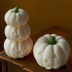 Bougie parfumée citrouille d'Halloween, bougie créative Jack O'Lantern en cire de soja, décoration d'intérieur, cadeau pour fête et festival - Product Image 3