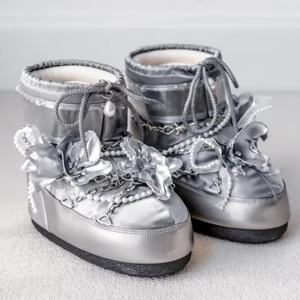 รองเท้าบูทหิมะดีไซน์เนอร์คุณภาพสูง MOON Classic แฟชั่นฤดูหนาว ลายผีเสื้อ พื้นหนา รองเท้าบูทผู้หญิง กันลื่น เพิ่มความสูง - Product Image 3