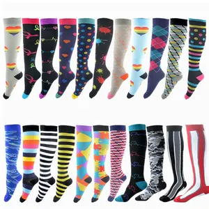 Haute qualité 30-40 Mmhg ajustement maternité fermeture éclair en cuivre Bonvolant énergie rembourré chaussettes de Compression avec fermeture à glissière