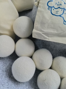 Boules <span class=keywords><strong>de</strong></span> lavage en feutre <span class=keywords><strong>de</strong></span> <span class=keywords><strong>laine</strong></span> biologique XL (6-7 cm) antistatiques pour machine à laver, boules <span class=keywords><strong>de</strong></span> séchage durables en <span class=keywords><strong>laine</strong></span> – Vente en gros - Product Image 3