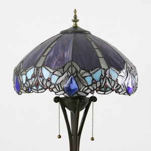 Lámpara de Pie Estilo Tiffany LongHuiJing de 16 Pulgadas con Cadena y Pantalla de Vidrio con Diseño de Libélula - Product Image 4