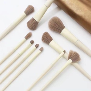 Ensemble de 10 pinceaux de maquillage, poils synthétiques, manche en bois blanc, virole en aluminium, pinceaux éventail, pour estomper les fards, pour le visage, pour le rasage, pinceaux cosmétiques - Product Image 1