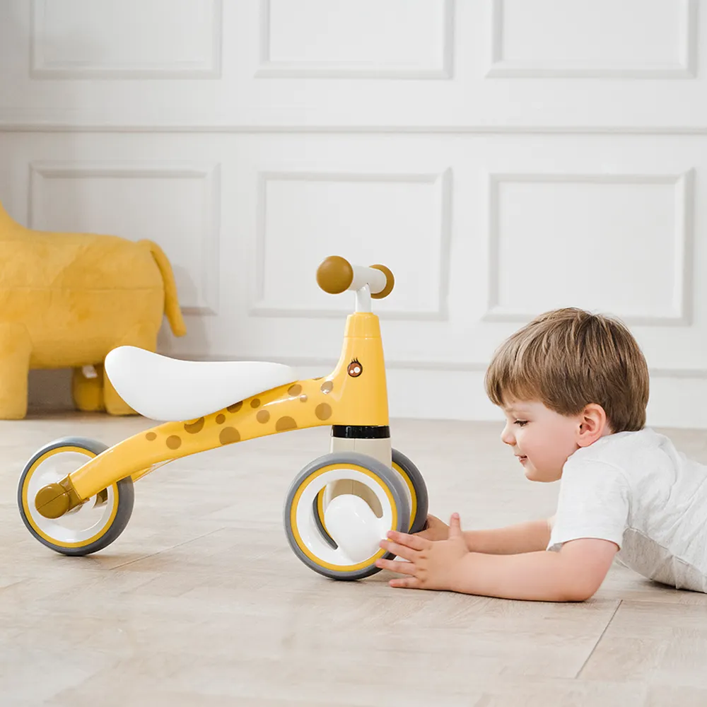 Triciclo per bambini a 3 ruote senza pedali per bambini 2 anni