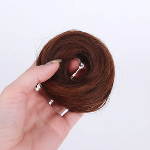 Strumento per lo Styling multiuso marrone chiaro con fascia sottile per capelli - Product Image 1