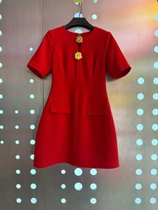 AELESEEN Vendita all'Ingrosso <span class=keywords><strong>Abito</strong></span> <span class=keywords><strong>Mini</strong></span> Casual Primaverile Estivo da Donna Manica Corta con Bottoni a Rosa Elegante Linea A Tinta Unita <span class=keywords><strong>Rosso</strong></span> Nero per Feste - Product Image 3