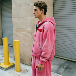 Conjunto de Sudadera con Capucha y Pantalones de Chándal Personalizado de Forro Polar de 450 GSM, con Lavado Ácido, Efecto Desgastado, Pintado, Bordado, Teñido Liso y Pedrería, con Cremallera - Product Image 3