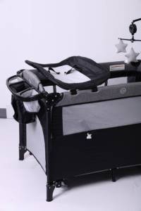 Berceau de chevet pliable au design moderne avec auvent en acier à mailles, nouvelle table à couches pour le <span class=keywords><strong>parc</strong></span>, l'hôpital, l'école, la salle à manger et le salon. - Product Image 4