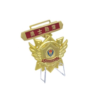 Наградная медаль-кубок из золота на заказ <span class=keywords><strong>2026</strong></span> года, современный стиль, недорогой сувенир для ежегодных торжественных мероприятий - Product Image 5