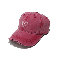 Großhandel Maßgefertigte Bestickte Distressed Baseball-Kappe mit Eigenem Logo