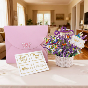 Carte de vœux 3D exquise avec des fleurs de papillon, rose, tulipe, lavande et hortensia pour la fête des enseignants, la fête des mères, un anniversaire. - Product Image 3