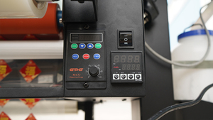 Imprimante jet d'encre <span class=keywords><strong>UV</strong></span> DTF professionnelle 60 cm 4 têtes I3200 automatique nouvelle impression d'autocollants - Product Image 3