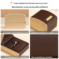 A1 Skulpturales, geschwungenes Schmuckkästchen-Set aus PU-Leder mit Samtfutter und Goldprägung für Ringe, Anhänger, Armbänder und Uhren – Galerie-Display
