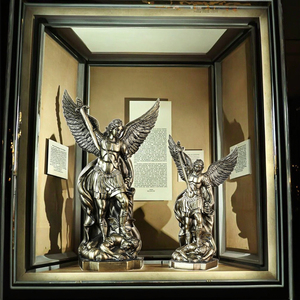 Statua di San Michele Arcangelo in Resina Dipinta a Mano, Scultura Personalizzata, Dio Greco della Guerra, Regalo Religioso, Modello per Interni - Product Image 5