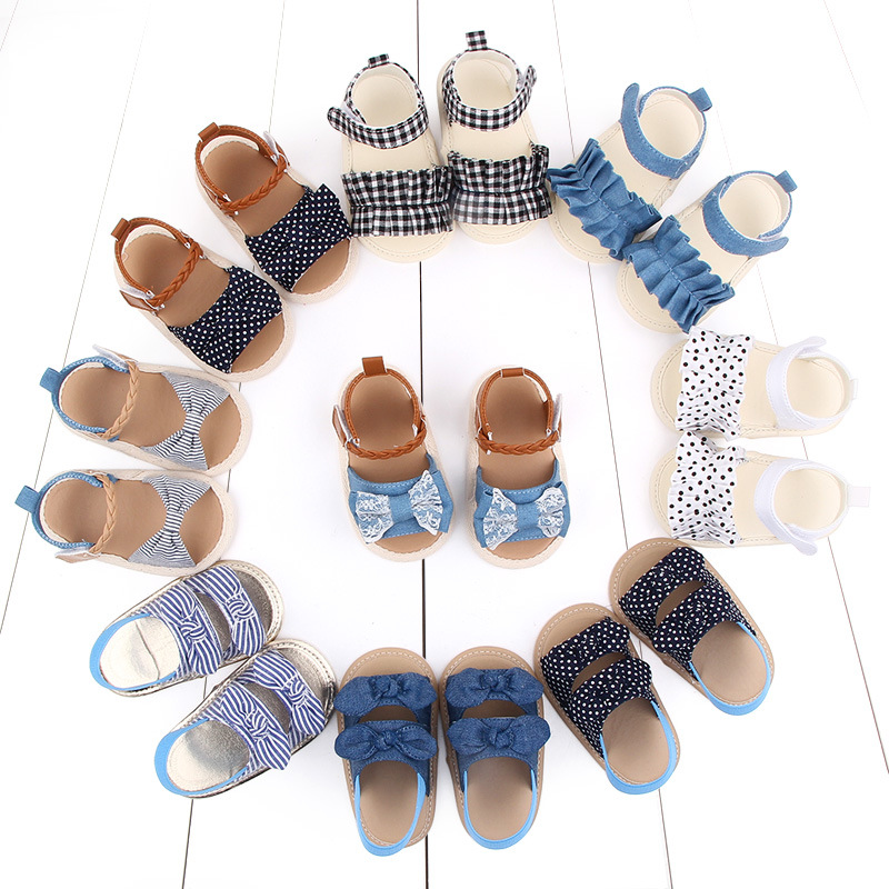 2022 Лето Новое поступление детские сандалии из термопластичной резины, на нескользящей подошве, на плоской подошве, пижамы для мальчиков и девочек, детская одежда для сна, женские босоножки