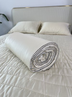 Couette OEM Super Confortable Toutes Saisons 100% Lyocell de Bambou Taille Queen, Rembourrage en Microfibre de Polyester Respirant