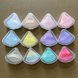 Zonyin Vente en gros de petits puffs à poudre pour le visage, <span class=keywords><strong>pas</strong></span> chers, doux, triangulaires, en velours, avec boîte en plastique - Product Image 2