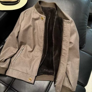 Giacca Bomber <span class=keywords><strong>da</strong></span> <span class=keywords><strong>Uomo</strong></span> in Lana Peruviana di Lusso Color Tan, Fodera in <span class=keywords><strong>Visone</strong></span> Importato, Cerniera YKK, Patchwork, Corta, Invernale - Collezione 2026 Hot Sale - Product Image 3
