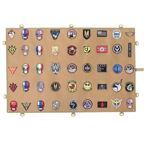 لوحة عرض ميدالية تكتيكية خارجية لزقع الشارات والجوائز منظم شارة خطاف وحلقة كبير جدًا - Product Image 5