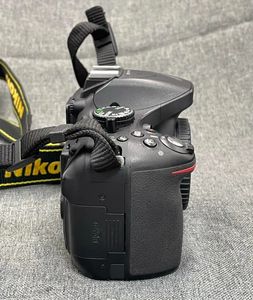 Appareil photo reflex numérique APS-C de haute qualité <span class=keywords><strong>Nikon</strong></span> <span class=keywords><strong>D5200</strong></span> avec capteur CMOS et carte SD - Prix - Product Image 3