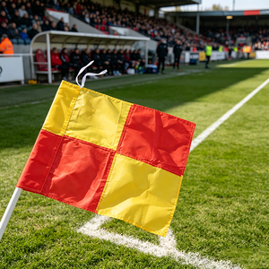 Bandera <span class=keywords><strong>de</strong></span> Árbitro Asistente <span class=keywords><strong>de</strong></span> Fútbol, Roja/Amarilla, Cuadrada, 45x54cm, Material 210D, Entrenamiento, <span class=keywords><strong>Nivel</strong></span> <span class=keywords><strong>Profesional</strong></span>, Vance Sports - Product Image 4
