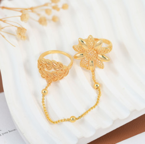Anillo Doble <span class=keywords><strong>de</strong></span> Lujo con Filigrana <span class=keywords><strong>de</strong></span> Girasol <span class=keywords><strong>de</strong></span> Dubái, Chapado en <span class=keywords><strong>Oro</strong></span> <span class=keywords><strong>de</strong></span> 18K, Estilo Árabe, Anillo <span class=keywords><strong>de</strong></span> Cadena Ajustable para Mujer - Product Image 5