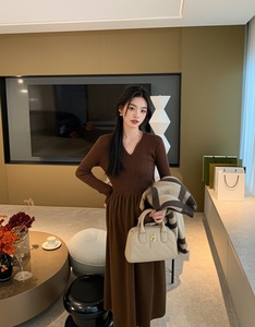 Bracket Collar Knitted <strong>Maternity</strong> Dresses <strong>Autumn</strong> and Winter Comfortable <strong>Wear</strong> Exquisite Medium Long Sweater Dresses