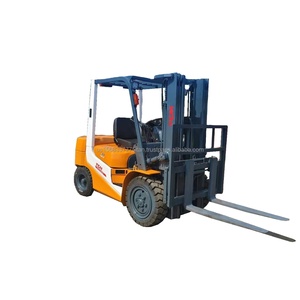 Montacargas Diésel TCM Usado de 3 Toneladas con Opciones de Motor Japonés/Mitsubishi/Isuzu, Longitud de Horquilla de 1500 mm, Uso en Exteriores - Product Image 1