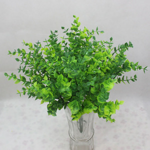 Fausses fleurs <span class=keywords><strong>d</strong></span>'<span class=keywords><strong>eucalyptus</strong></span> artificielles en plastique, 7 branches, vente en gros, pièces - Product Image 2