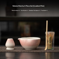Ensemble de thé matcha en céramique quatre pièces, bol, tasse à thé avec bec verseur, fouet, support, outils de préparation du thé, accessoires matcha, fouet en bambou pour matcha