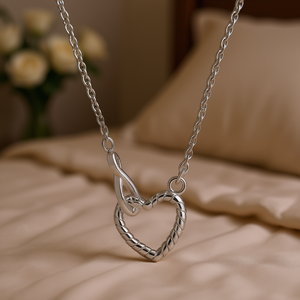 Ciondolo a Cuore Xl1405 in Argento 925, Charm Classico Unisex per Uso Quotidiano, Finitura in Oro Bianco - Product Image 2