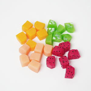 Accessoires de décoration de gâteau factices pour Halloween : Faux fruits coupés en dés réalistes pour simulation de salade de fruits DIY - Product Image 1