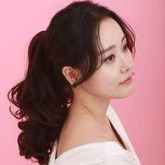 Parrucca per capelli per signore in pizzo sintetico con fibra resistente al calore - Product Image 1